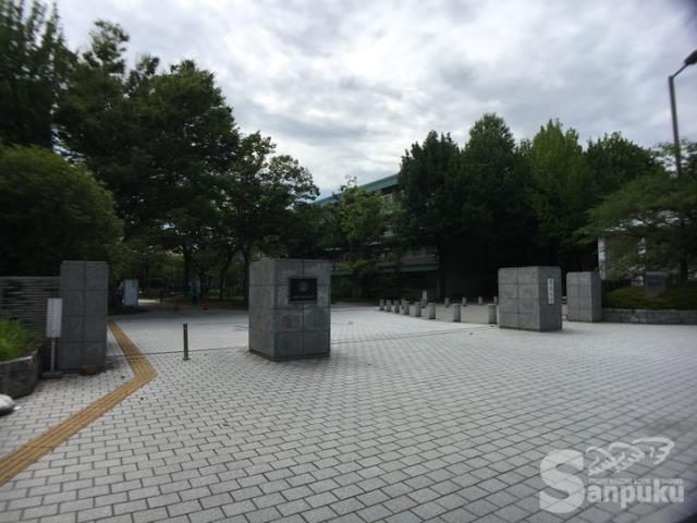 大学・短大　愛媛大学（大学・短大）まで498m