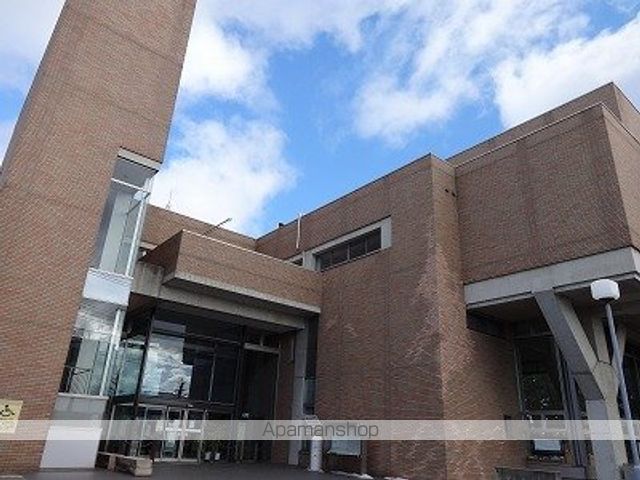 図書館　郡山市中央図書館（図書館）まで1500m