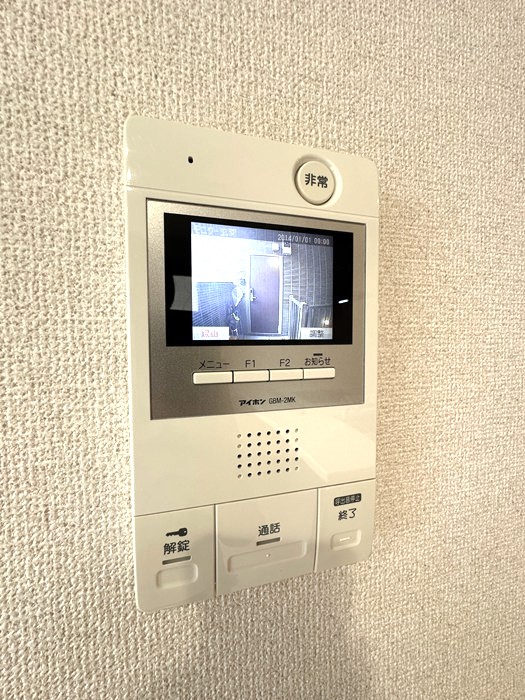 セキュリティ　防犯対策に有効なカメラ付きインターホン！録画機能が付いている