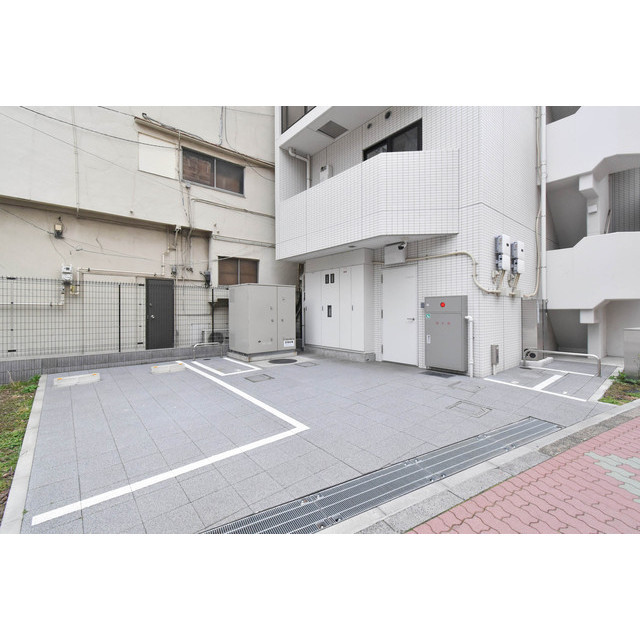 駐車場　駐車場完備です