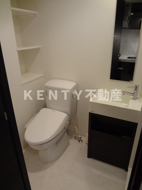 洗面設備　スペースが確保できる洗面所です