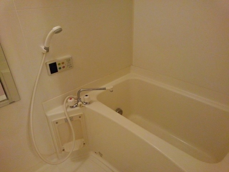 バス・シャワールーム　図面と現状に相違がある場合には現状を優先