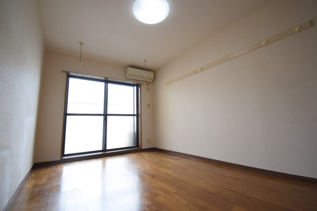 居室・リビング　別部屋参考写真