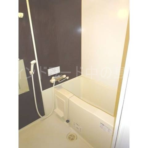 バス・シャワールーム　詳細は、ウィンドワード中の島店までご相談下さい。