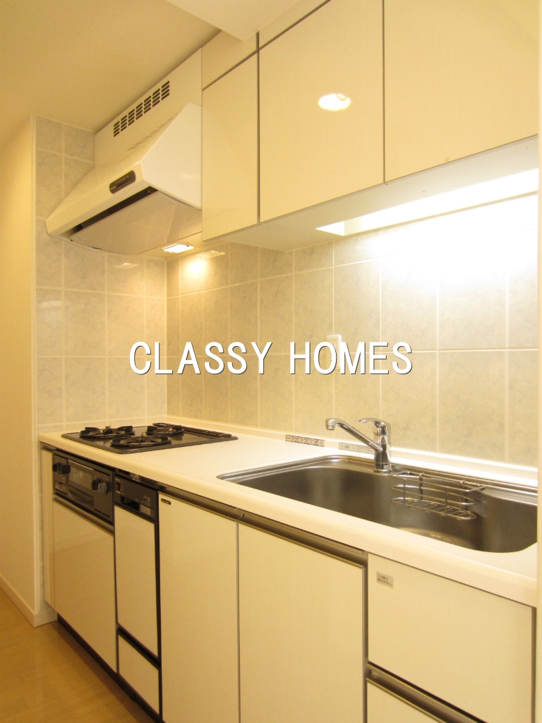 キッチン　2005年竣工　カスタリアタワー品川シーサイド：キッチン