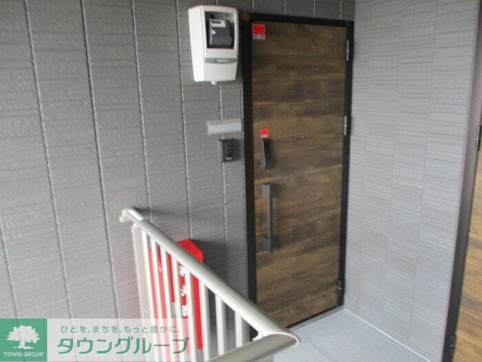 玄関　お問合せはタウンハウジングまで！※現地待合わせ相談可能