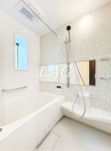 バス・シャワールーム　お風呂です。