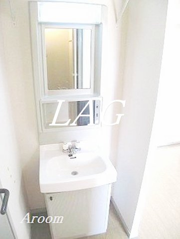 洗面設備　洗面台です。