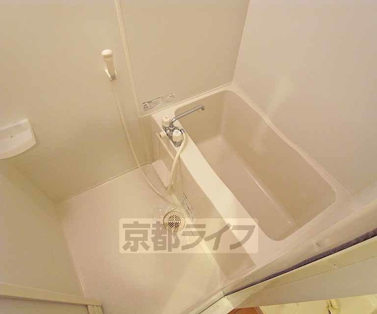 バス・シャワールーム　綺麗なお風呂です。