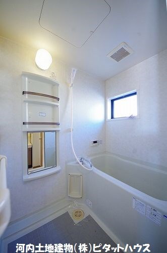 バス・シャワールーム　追い焚き付き