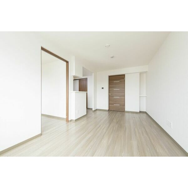 居室・リビング　使いやすい間取りのリビング♪