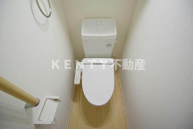 トイレ　清潔感のあるトイレです
