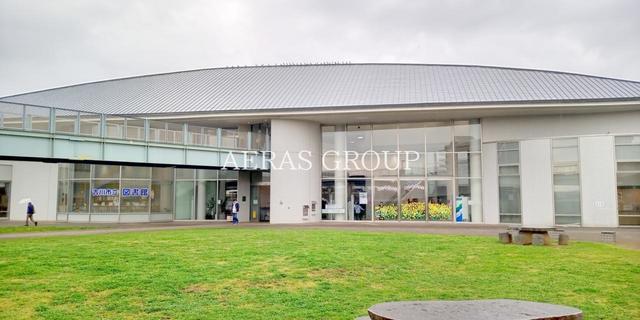 図書館　吉川市立図書館（図書館）まで244m