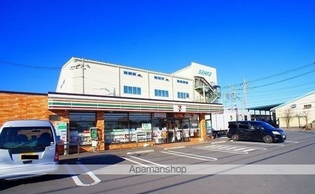 コンビニ　セブンイレブン（コンビニ）まで500m