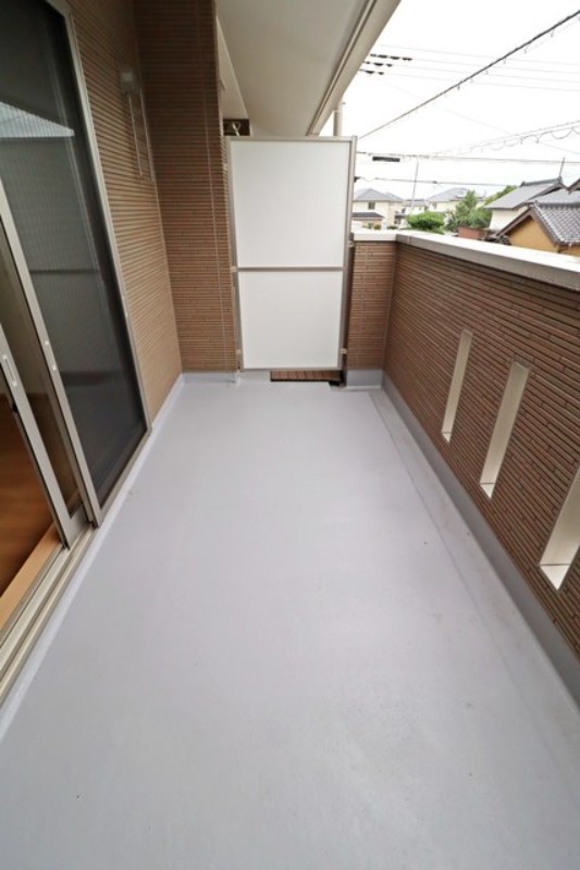 バルコニー　図面と現状に相違がある場合には現状を優先