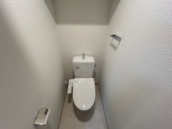 トイレ　※別部屋の写真です