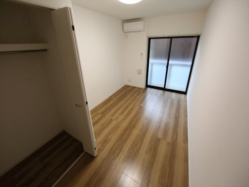 居室・リビング　洋室6.6帖　クローゼット付（収納充実してます）