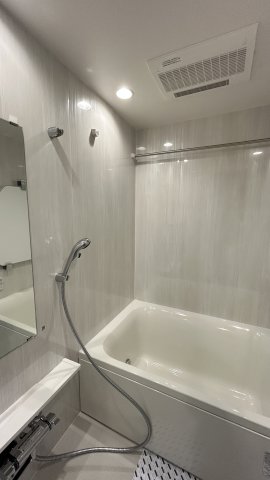 バス・シャワールーム　追炊き機能付き