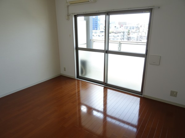 居室・リビング　南向きのお部屋