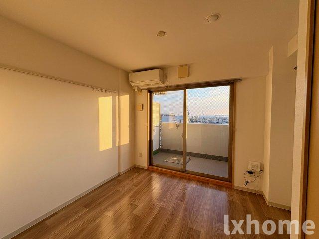 居室・リビング　ゆったり過ごせる居間です