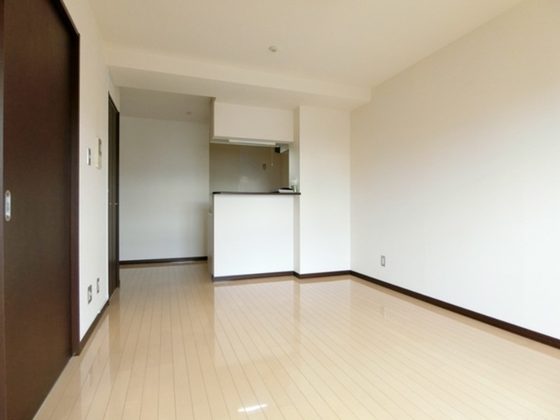 居室・リビング　図面と現状に相違がある場合には現状を優先