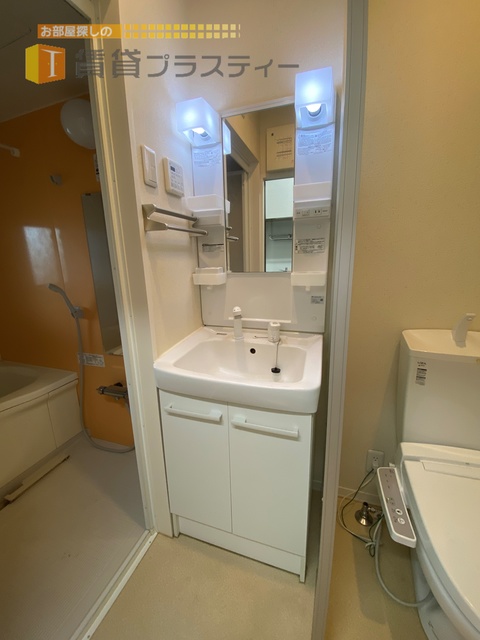 洗面設備　やっぱりうれしい独立洗面台