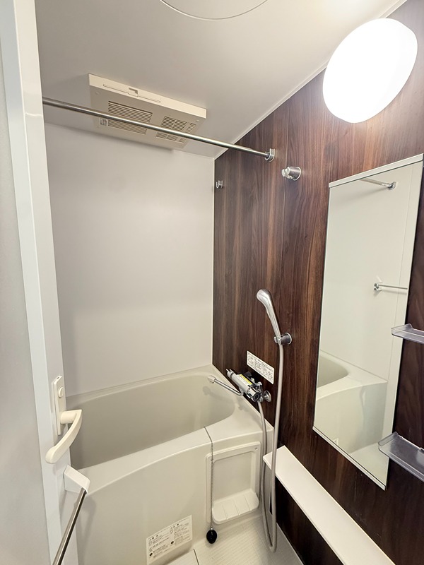 バス・シャワールーム　※同タイプ別階数部屋