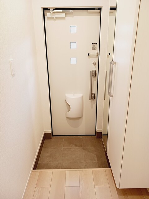 玄関　落ち着いた玄関です