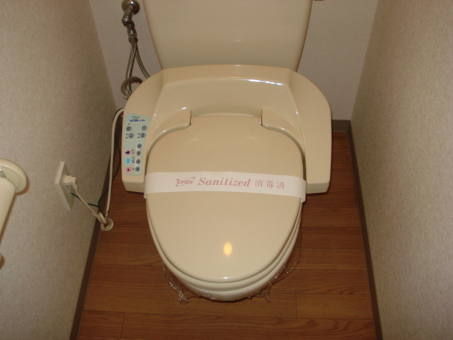 トイレ　シャワー付トイレ（イメージ）