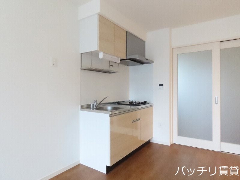 キッチン　画像は別号室タイプの為、現況を優先いたします。