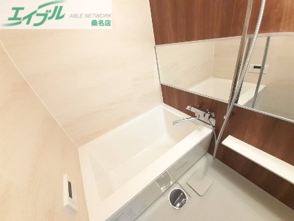 バス・シャワールーム　同タイプ別部屋の写真です。