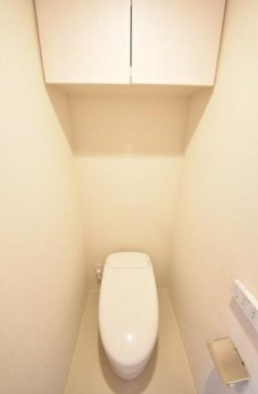 トイレ　※別部屋の参考写真です。