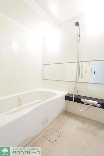 バス・シャワールーム　※写真は同タイプ住戸です。
