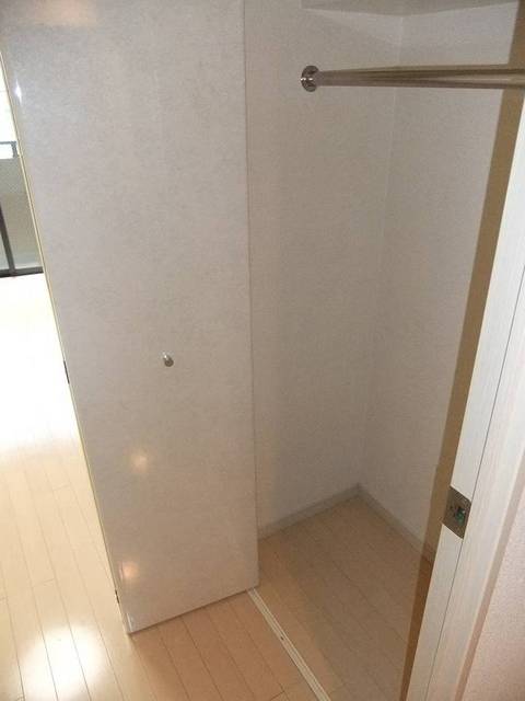 収納　クローゼット