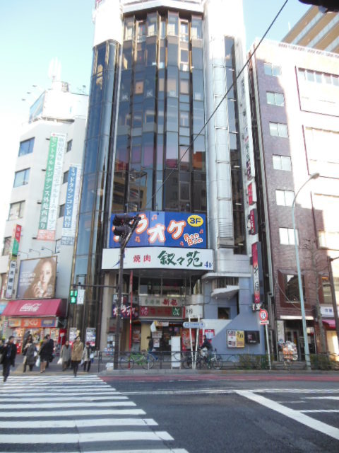 飲食店　「なか卯」「叙々苑」（飲食店）まで80m