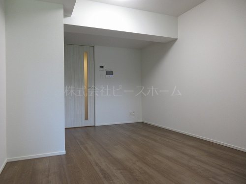 居室・リビング　※別号室参考写真
