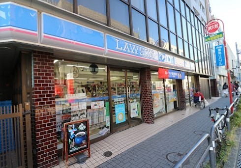 コンビニ　ローソン 下北沢店（コンビニ）まで1m