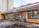 コンビニ　セブンイレブン札幌北23条店（コンビニ）まで26m