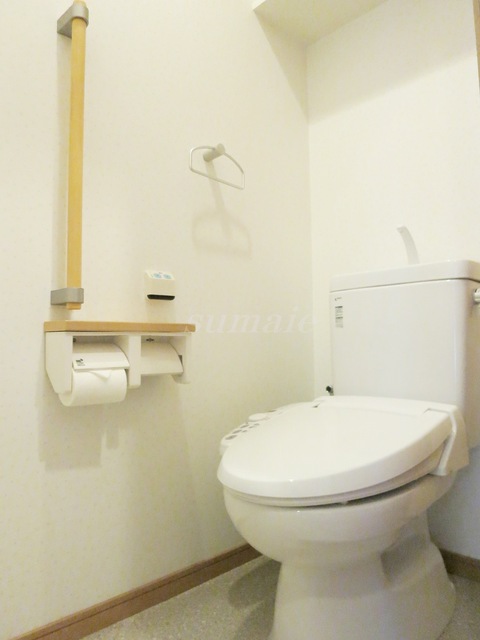 トイレ　ウォシュレット完備です☆