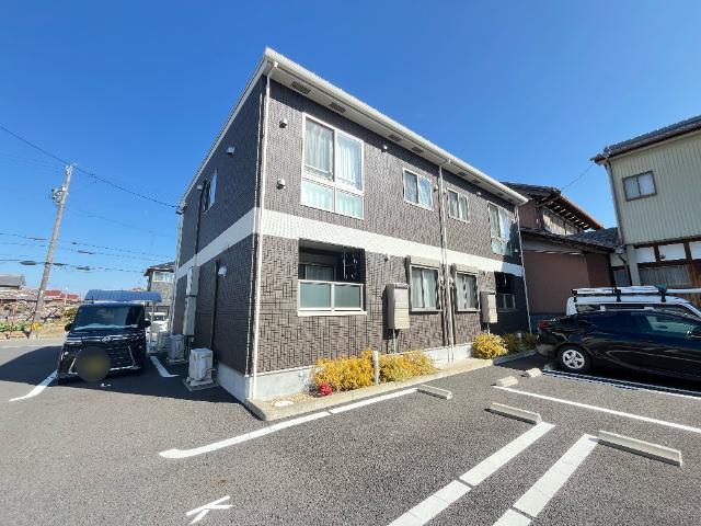 駐車場　外観写真（昼）
