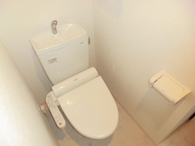 トイレ　清潔感のあるトイレです♪