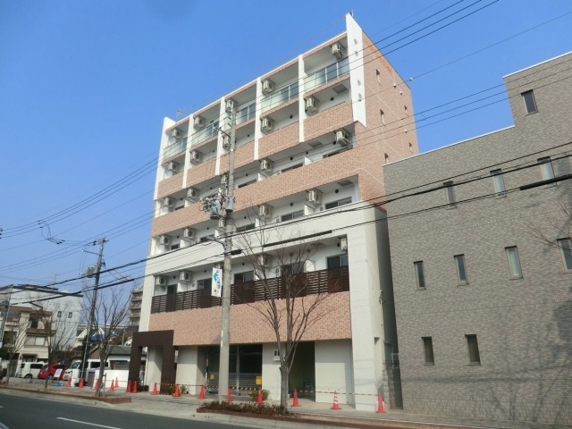 建物外観　オートロック完備♪