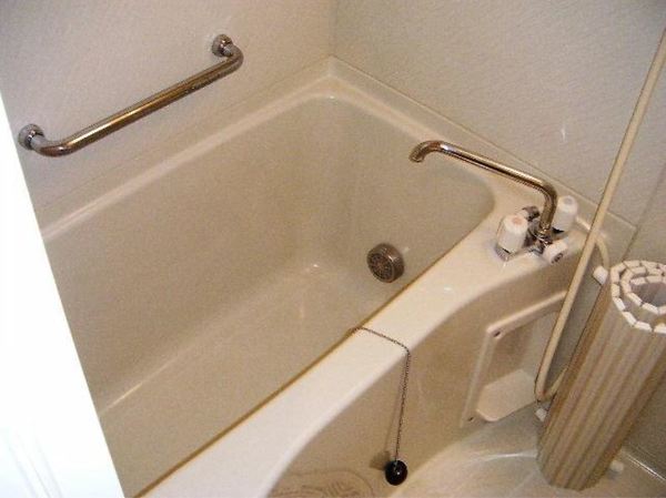 バス・シャワールーム　※別部屋参考写真