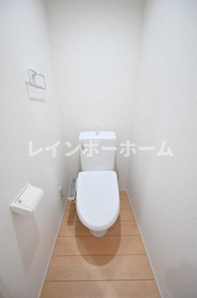 トイレ　清潔感のあるトイレです