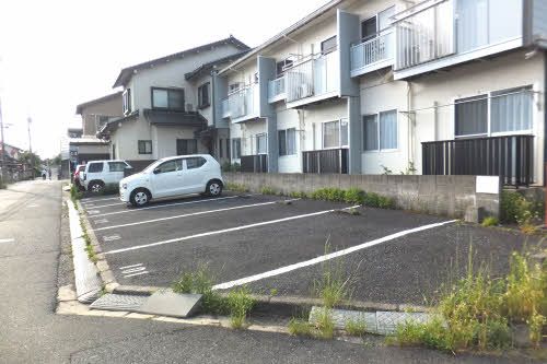 駐車場　駐車場