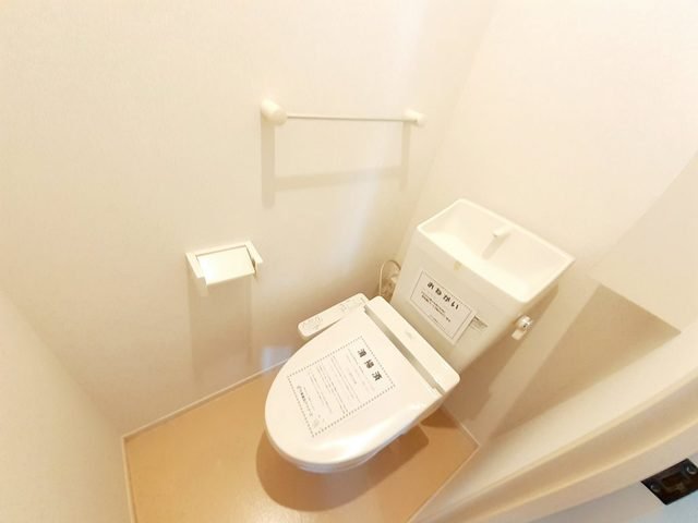 トイレ　トイレもきれいです
