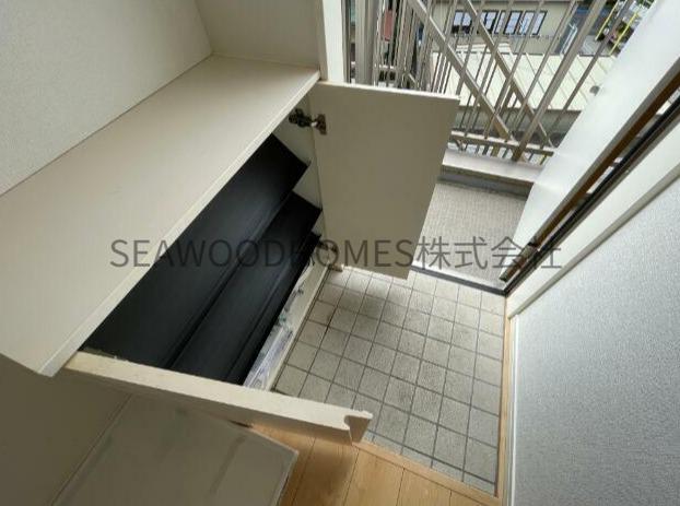 玄関　同物件の参考画像です。