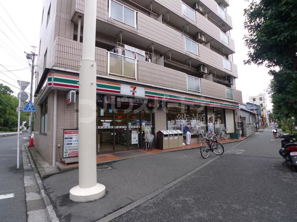 コンビニ　セブンイレブン足立大谷田1丁目店（コンビニ）まで360m