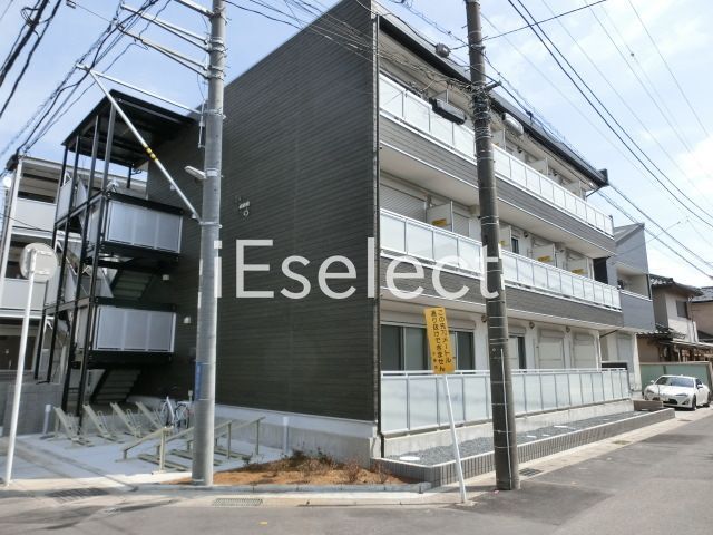 建物外観　2016年12月竣工のアパートです。