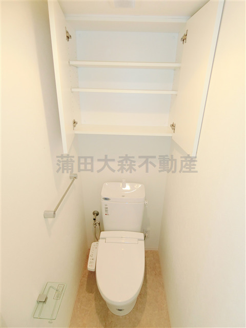 トイレ　トイレ　温水洗浄便座付き